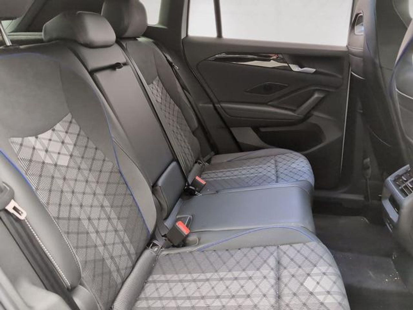 Volkswagen Tiguan R-Line 1.5 eTSI 110 kW (150 CV) DSG