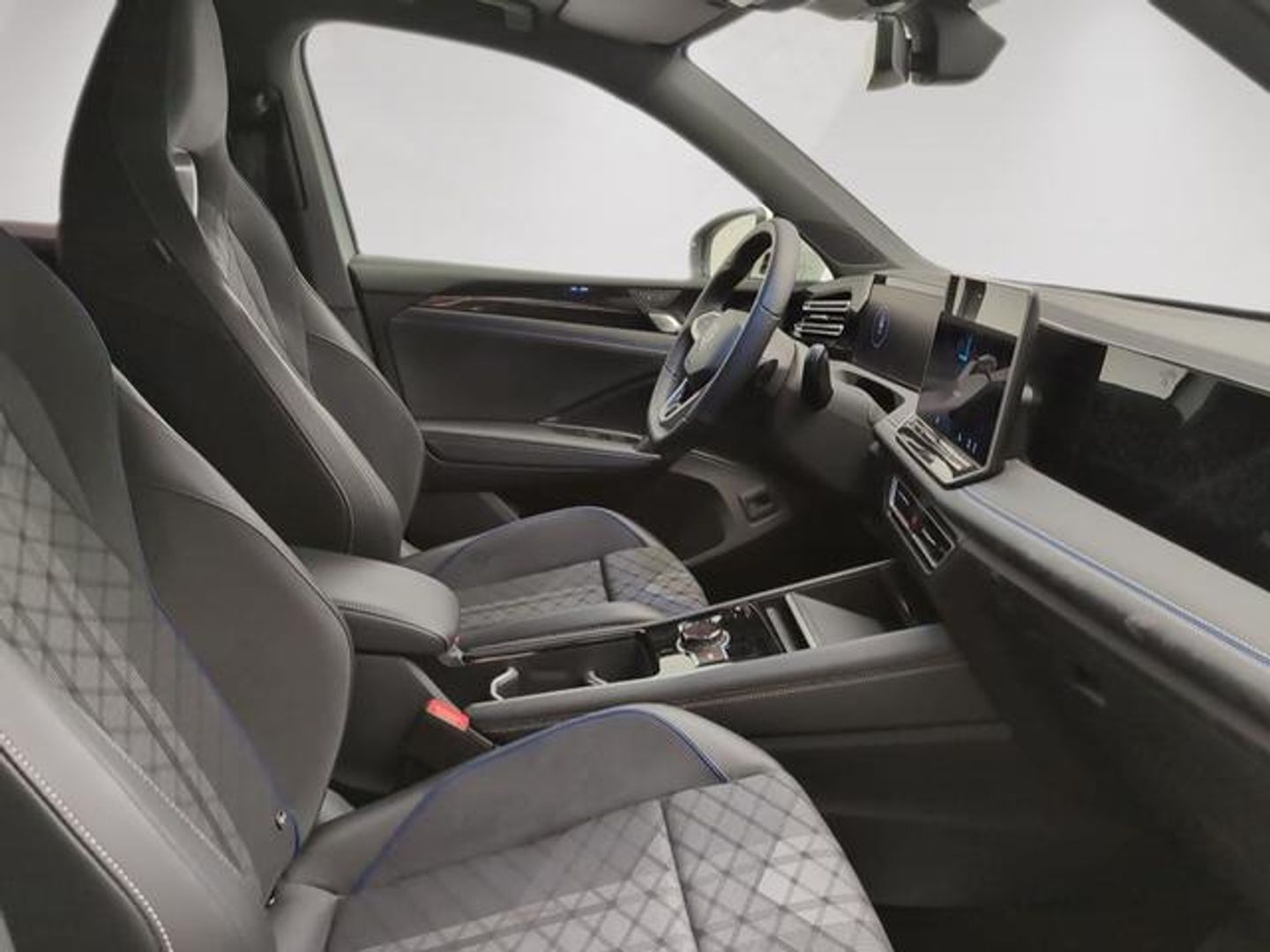 Volkswagen Tiguan R-Line 1.5 eTSI 110 kW (150 CV) DSG