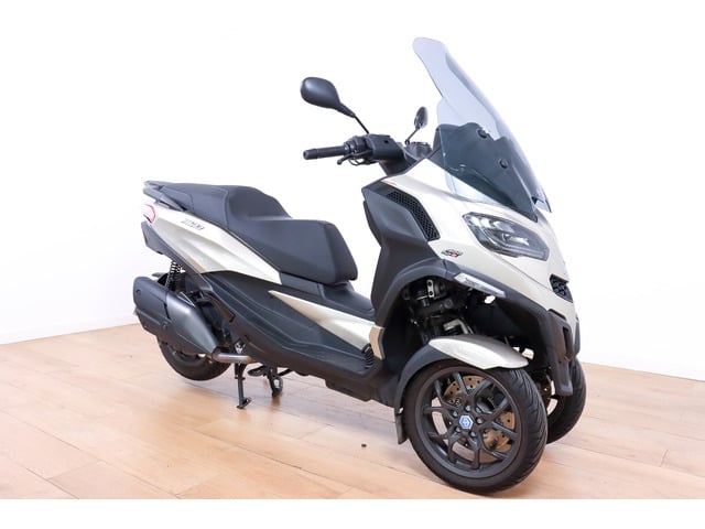 Piaggio MP3 400 HPE