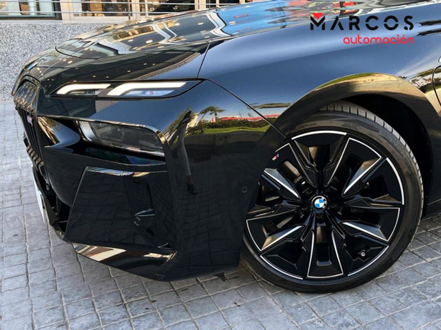 BMW Serie 7 M760e 420 kW (571 CV)