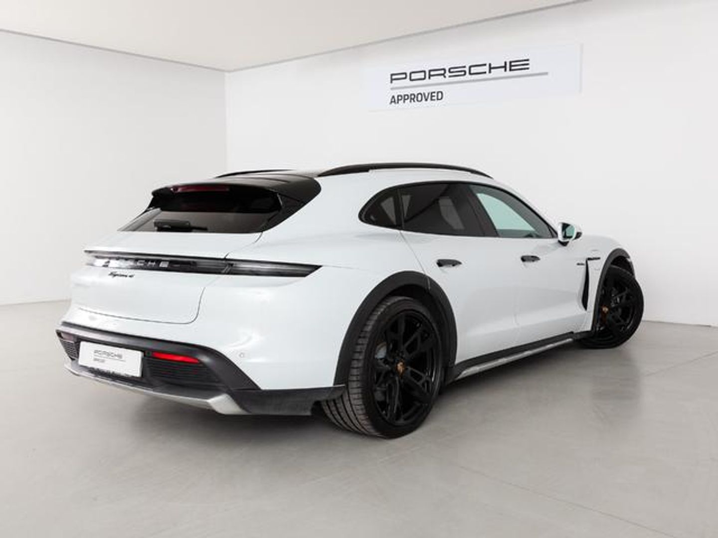 Porsche Taycan 4 Cross Turismo 350 kW (476 CV)