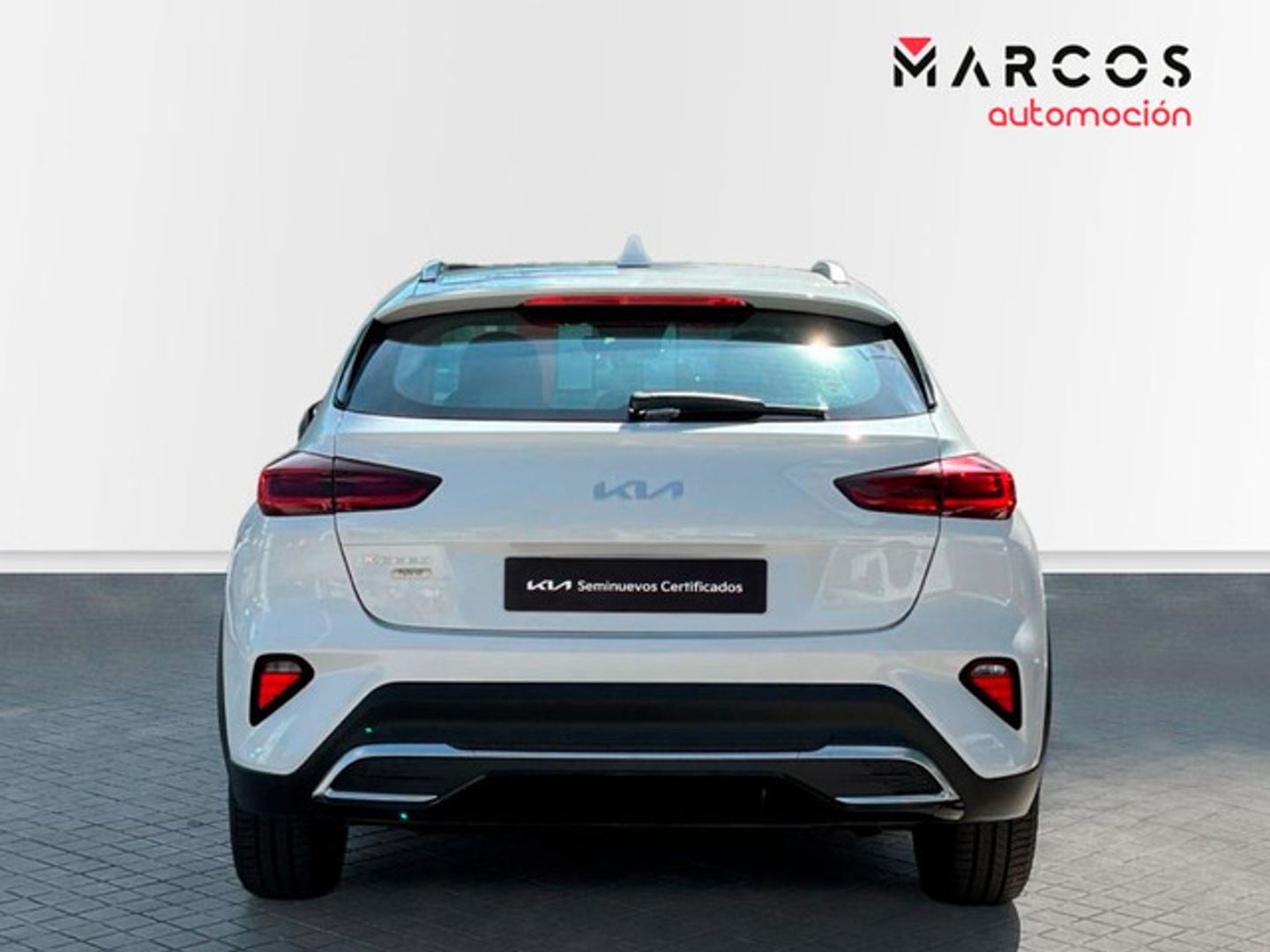 Kia XCeed 1.6 MHEV iMT Concept 100 kW (136 CV)