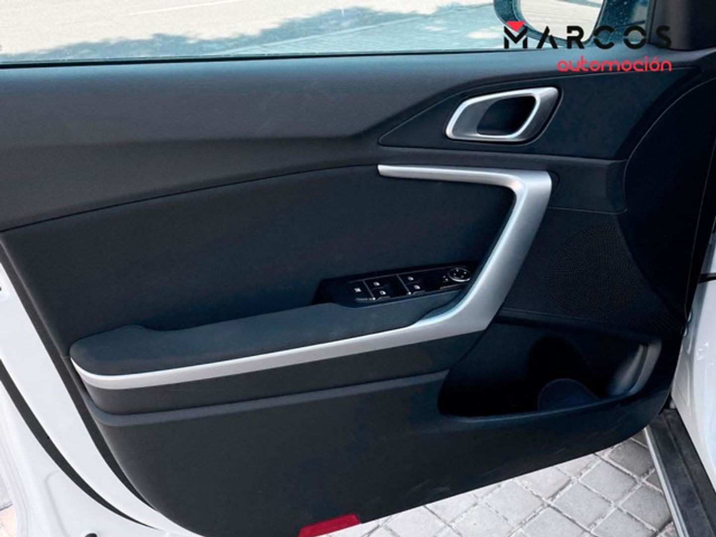 Kia XCeed 1.6 MHEV iMT Concept 100 kW (136 CV)