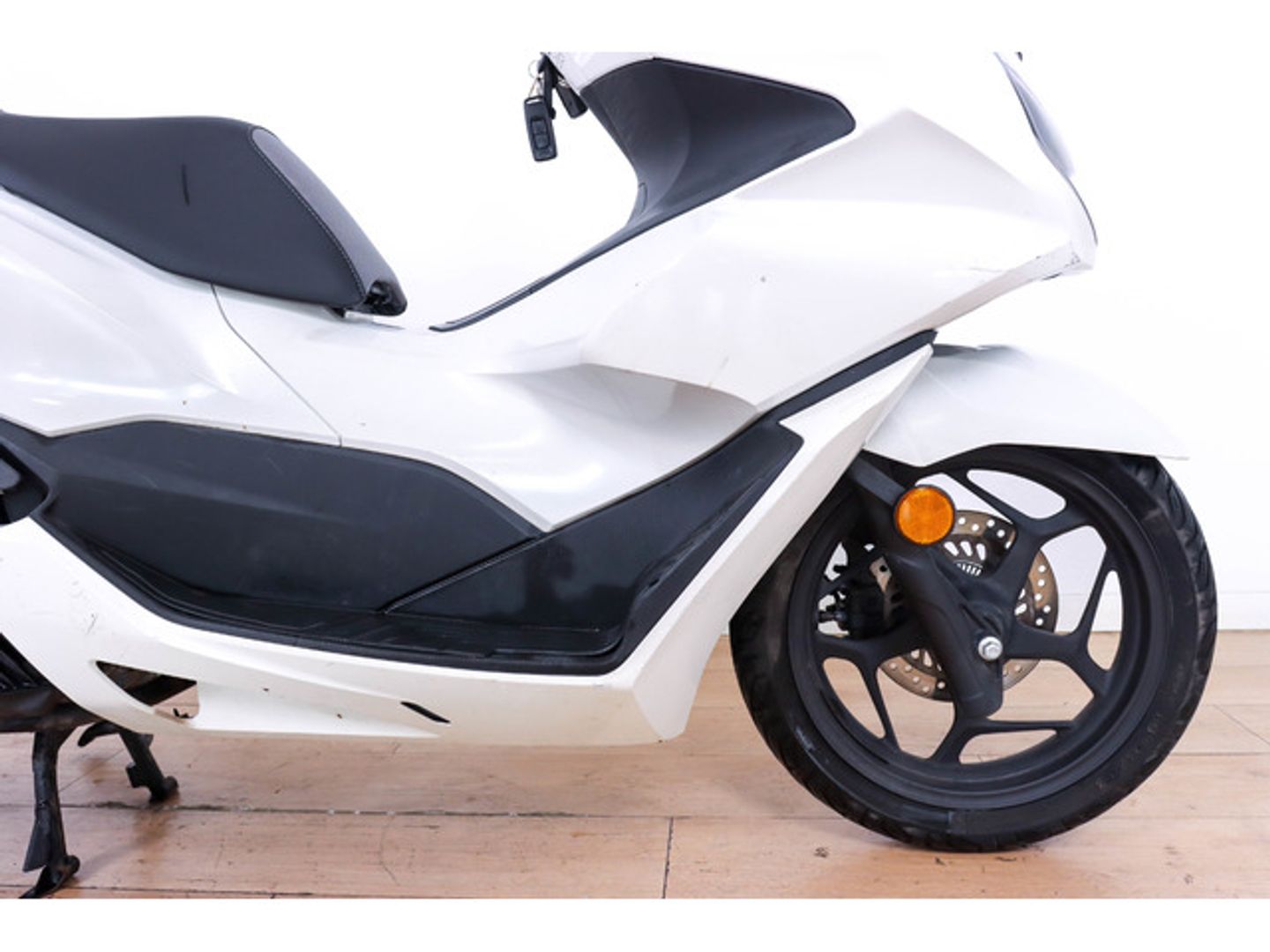 Honda PCX 125 ABS Blanco Motorcycle