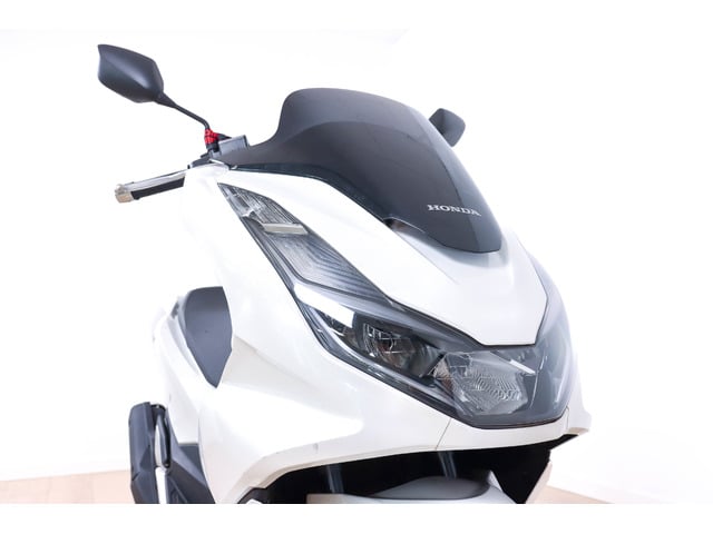 Honda PCX 125 ABS Blanco Motorcycle
