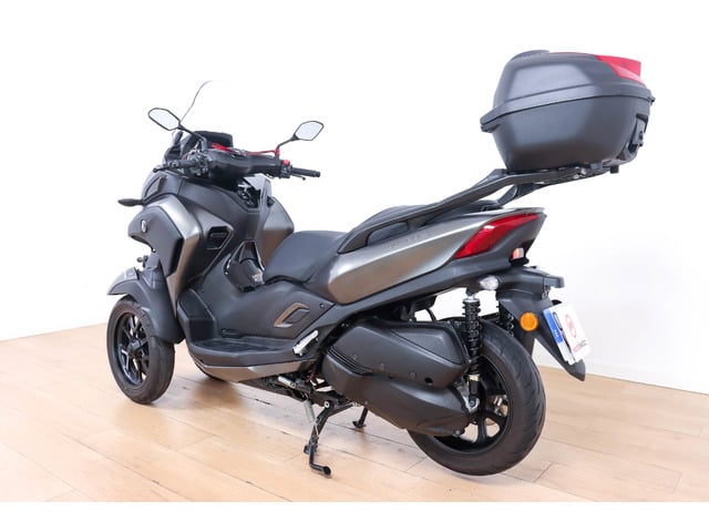 Yamaha Tricity 300 Negro Motorcycle