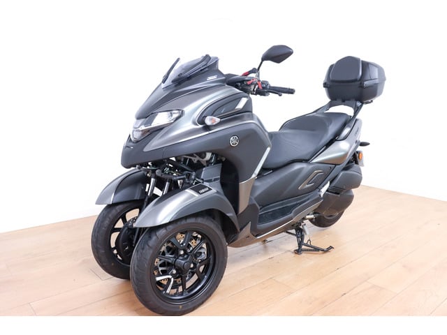 Yamaha Tricity 300
