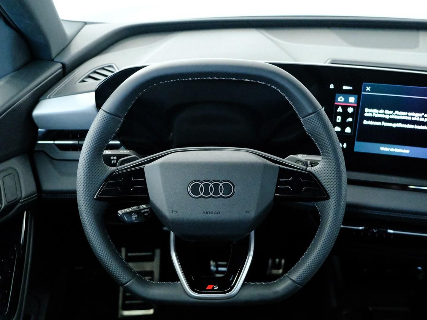Audi Q6 e-tron S line Quattro 285 kW (388 CV)