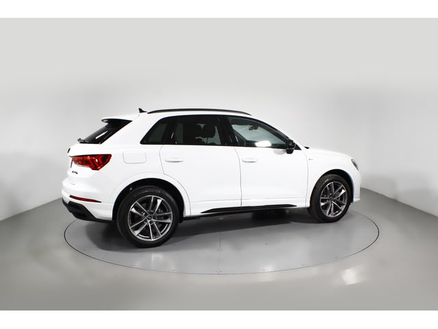 Audi Q3 TFSIe Black line 45 TFSI e 180 kW (245 CV) S tronic Black line