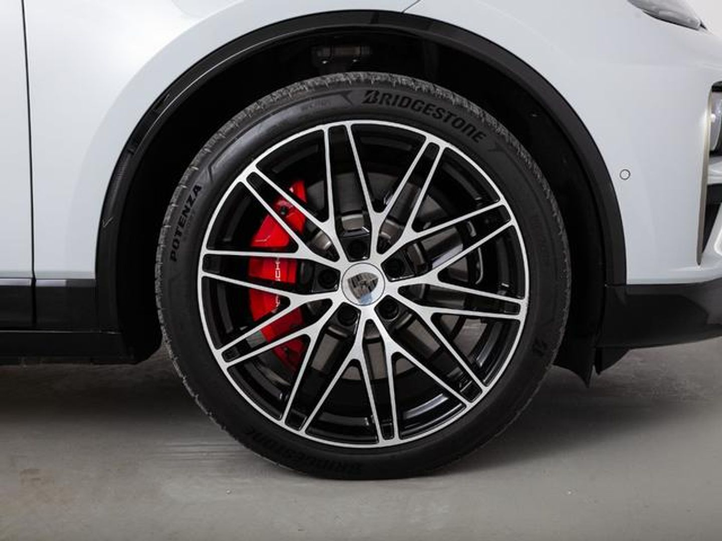 Porsche Macan Turbo 470 kW (639 CV)