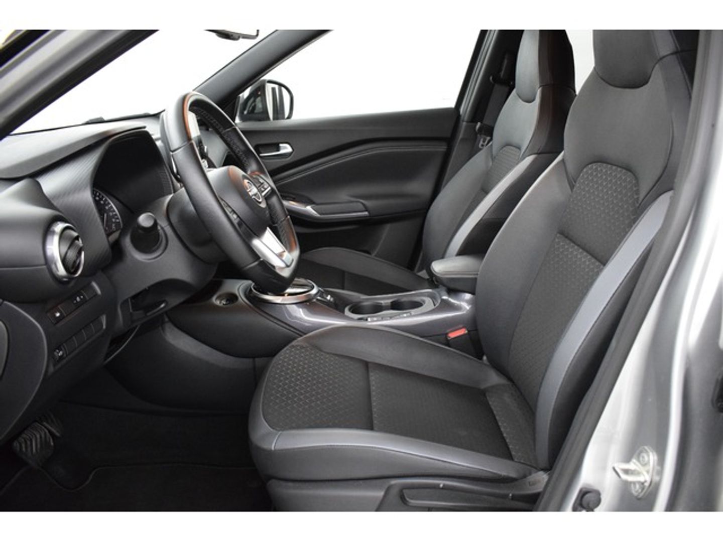 Nissan Juke 1.6 Hybrid N-Connecta Auto 105 kW (143 CV)