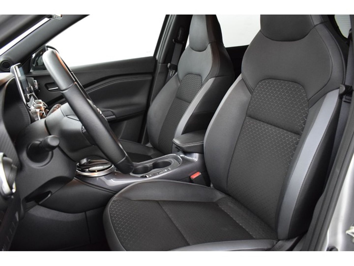 Nissan Juke 1.6 Hybrid N-Connecta Auto 105 kW (143 CV)