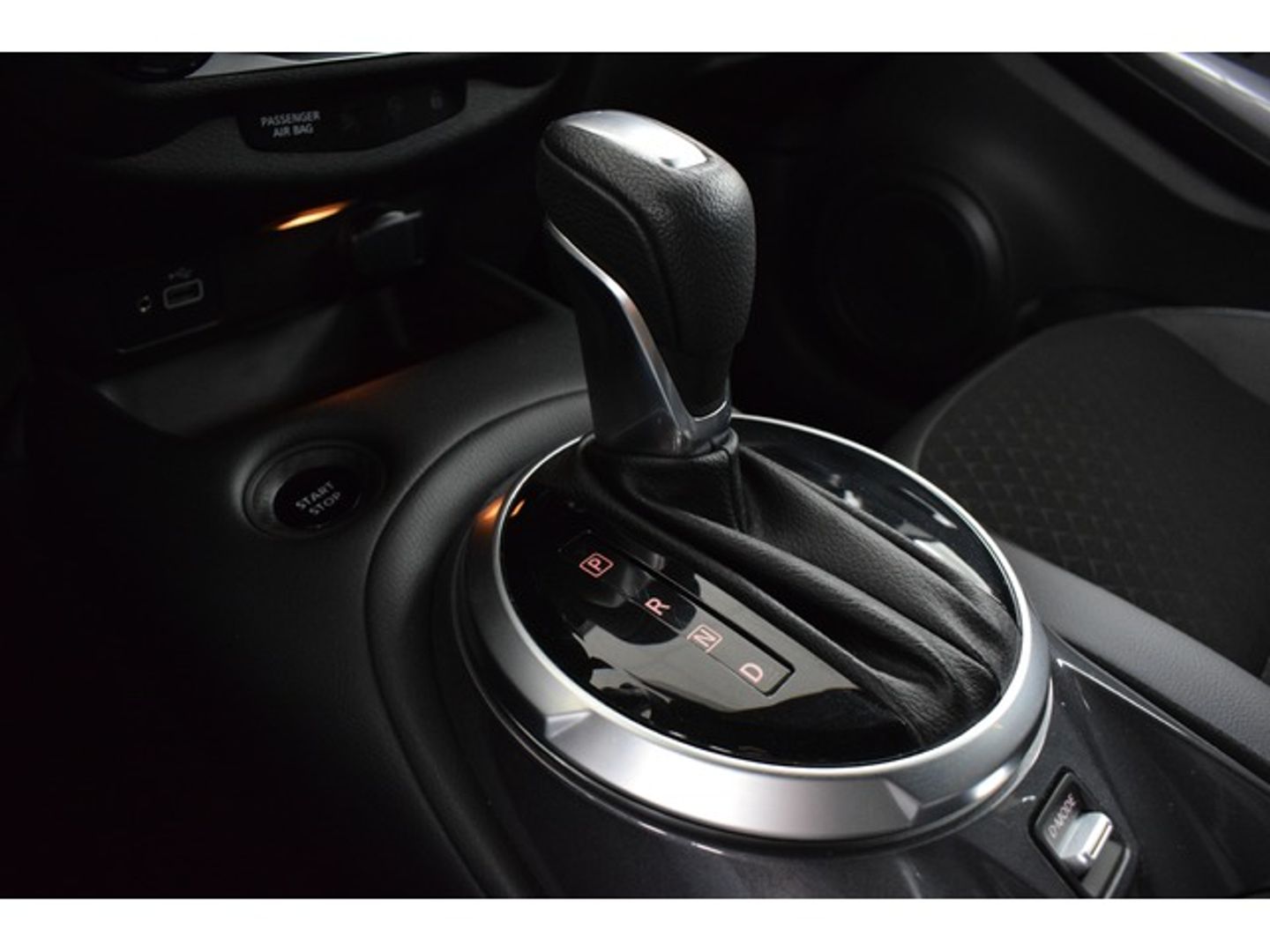 Nissan Juke 1.6 Hybrid N-Connecta Auto 105 kW (143 CV)