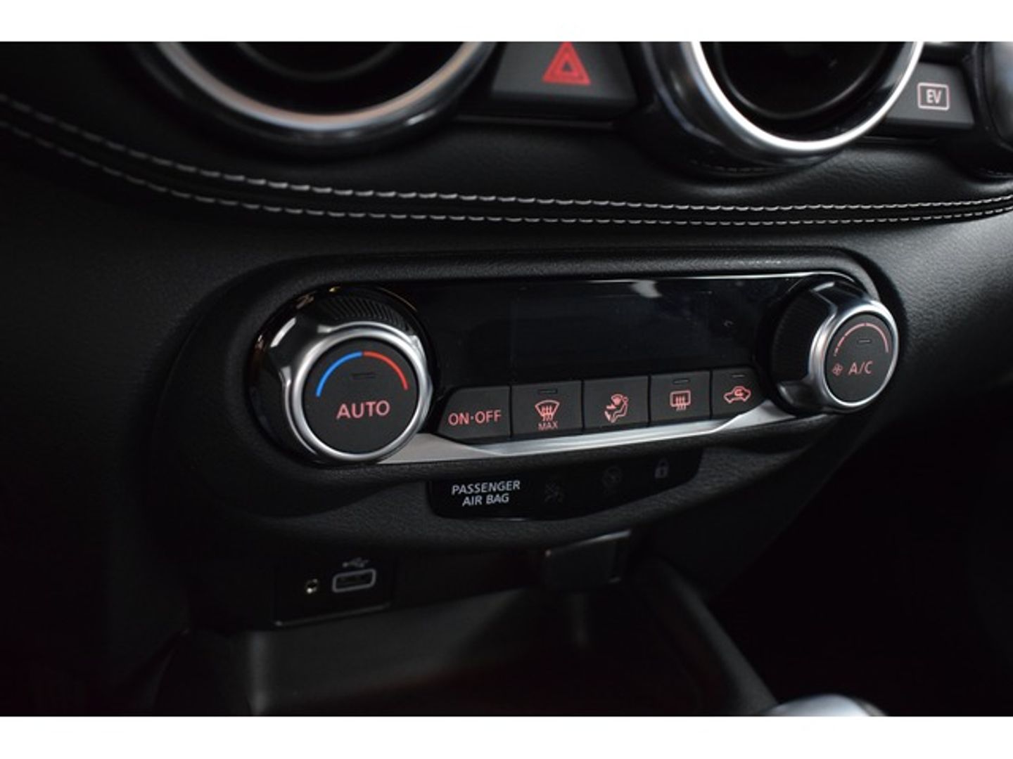 Nissan Juke 1.6 Hybrid N-Connecta Auto 105 kW (143 CV)