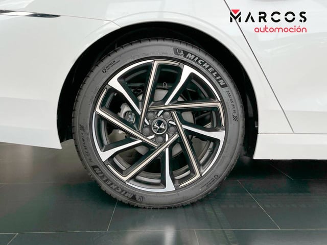 DS DS 9 E-Tense 250 Rivoli+ 184 kW (250 CV)