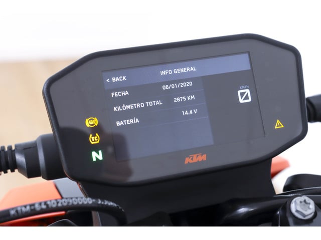 KTM 890 Duke