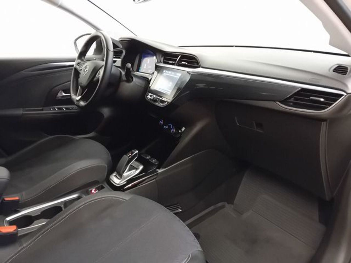 Opel Corsa-e 50kWh Elegance-e 100 kW (136 CV)