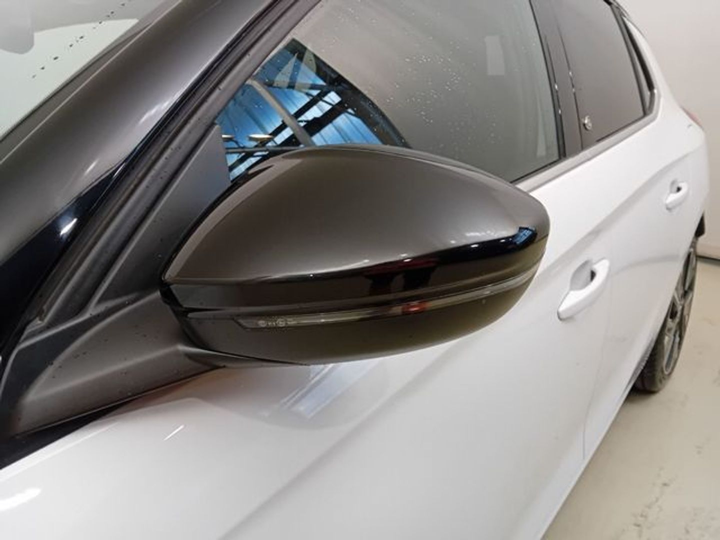 Opel Corsa-e 50kWh Elegance-e 100 kW (136 CV)