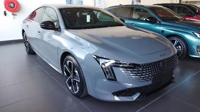 Peugeot 508 Hybrid 225 GT e-EAT8 165 kW (225 CV)