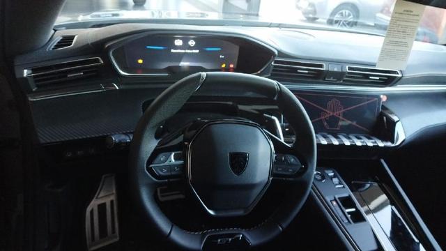 Peugeot 508 Hybrid 225 GT e-EAT8 165 kW (225 CV)