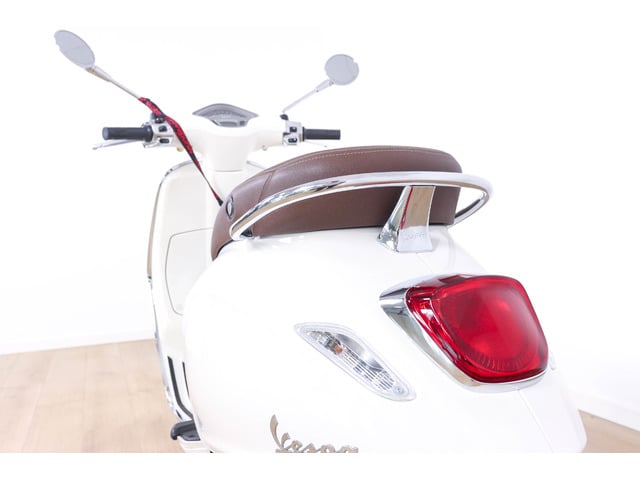 Vespa Primavera 50 S