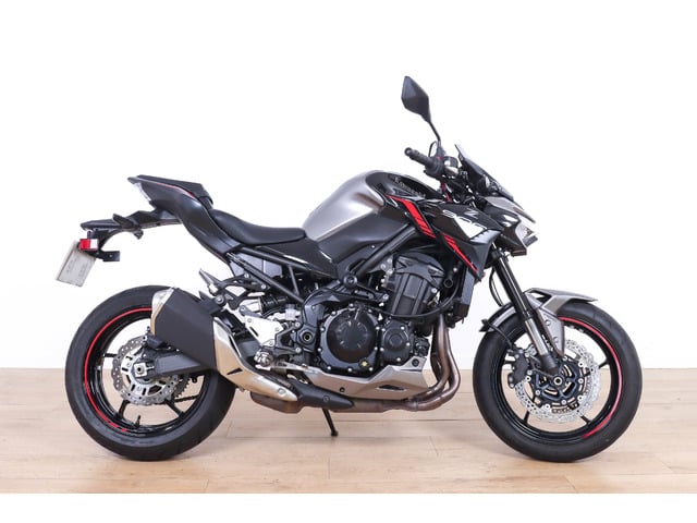 Kawasaki Z 900 A2 Gris Motorcycle