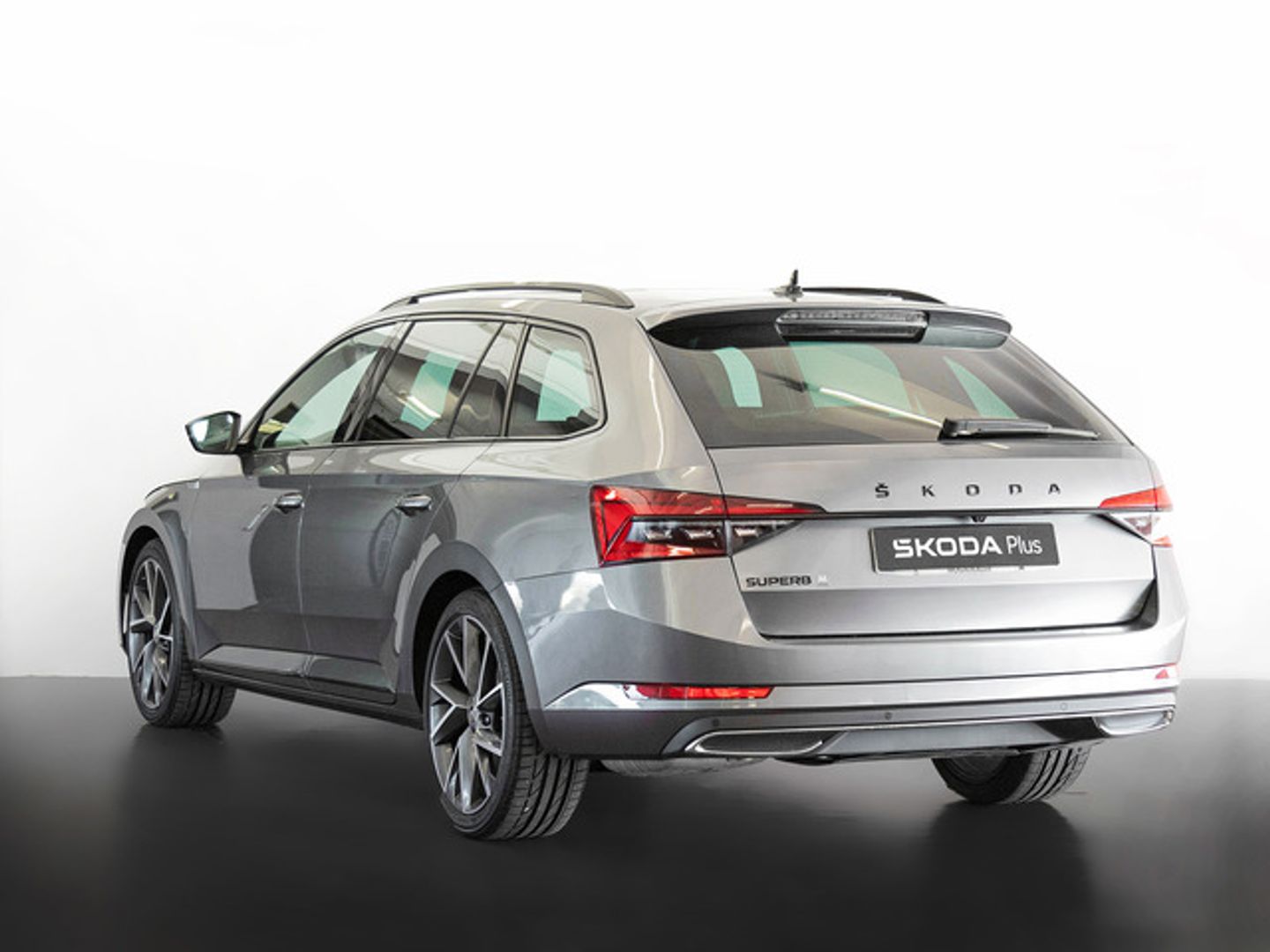 Skoda Superb Combi 1.5 TSI Sportline DSG 110 kW (150 CV)