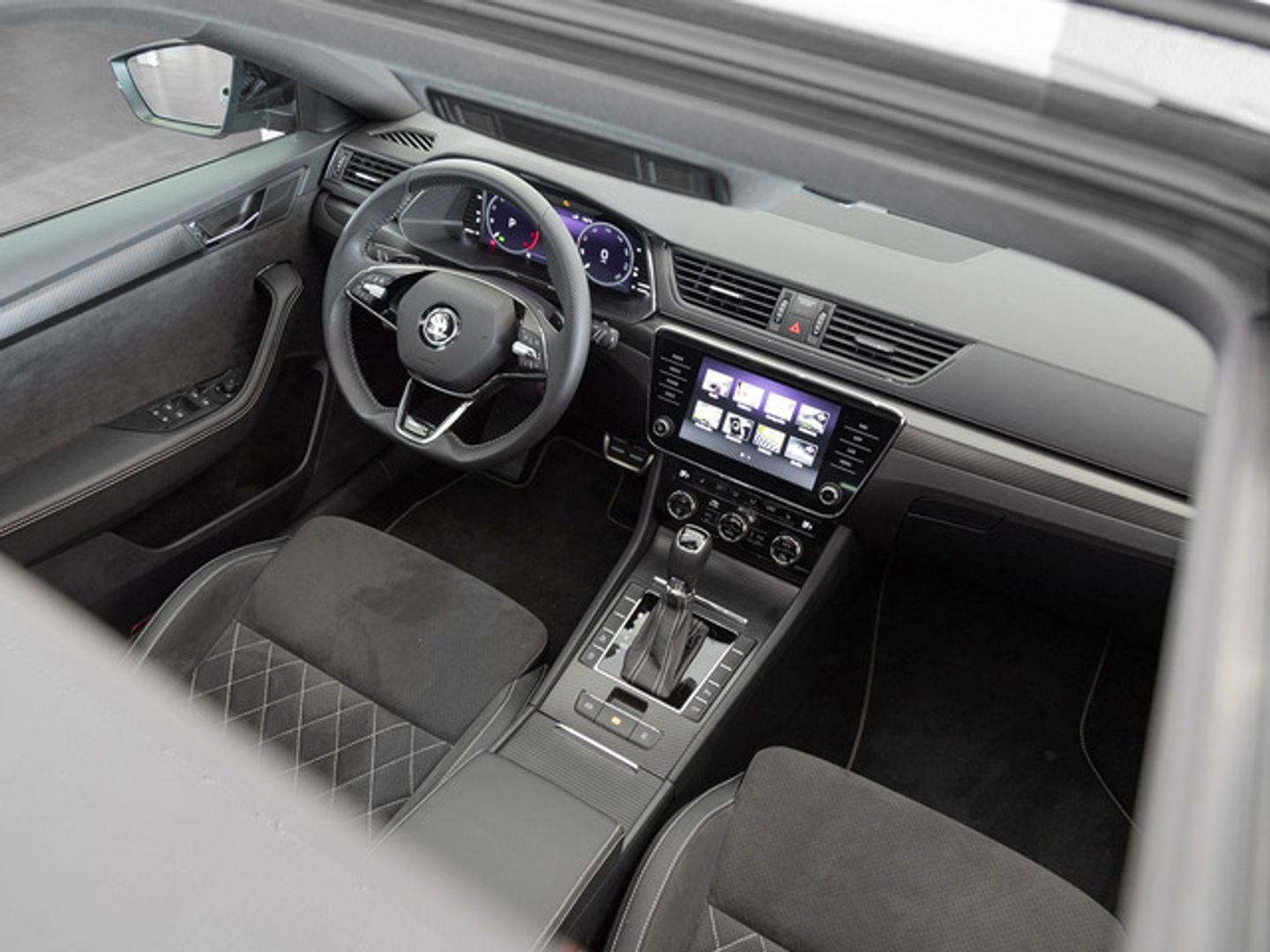 Skoda Superb Combi 1.5 TSI Sportline DSG 110 kW (150 CV)