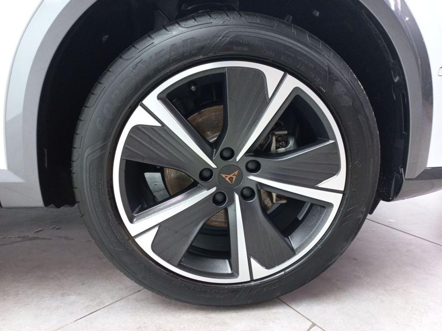 Cupra Formentor 1.4 e-Hybrid -