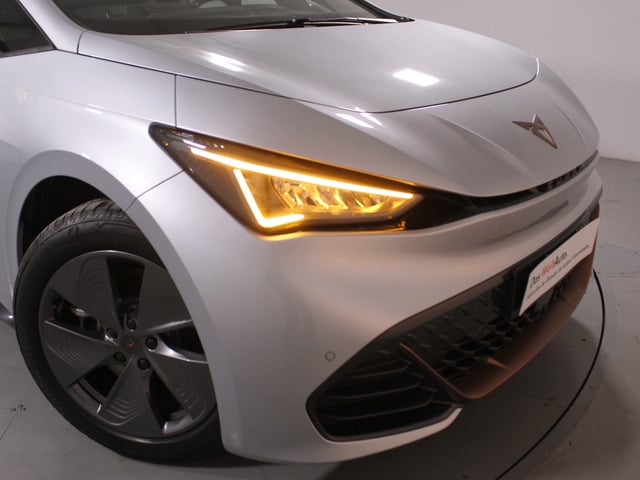 Cupra Born 58 kWh 150 kW (204 CV) -