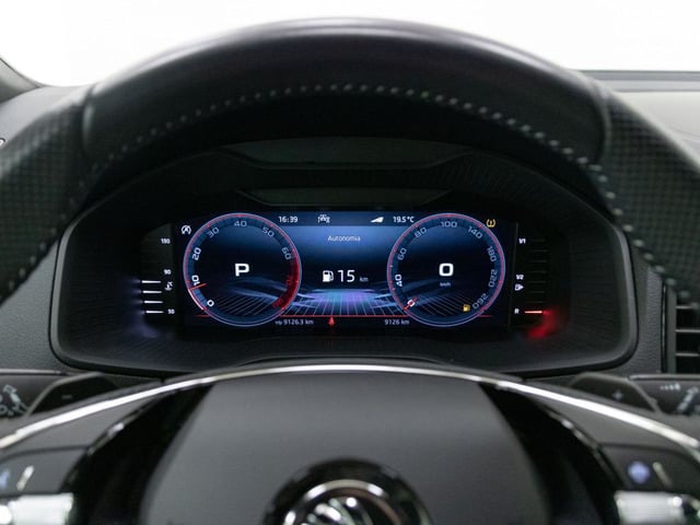 Skoda Karoq 1.5 TSI ACT Sportline DSG 110 kW (150 CV) Sportline