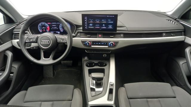 Audi A4 S line 30 TDI 100 kW (136 CV) S tronic S line