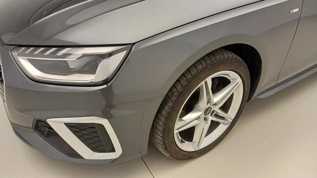 Audi A4 S line 30 TDI 100 kW (136 CV) S tronic S line