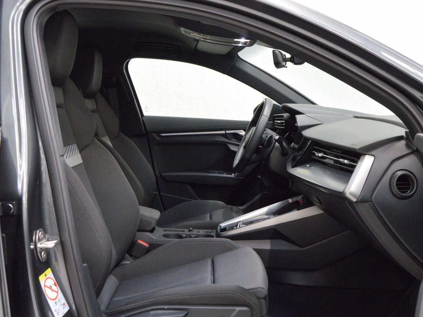 Audi A3 Sportback S line 35 TFSI 110 kW (150 CV) S tronic