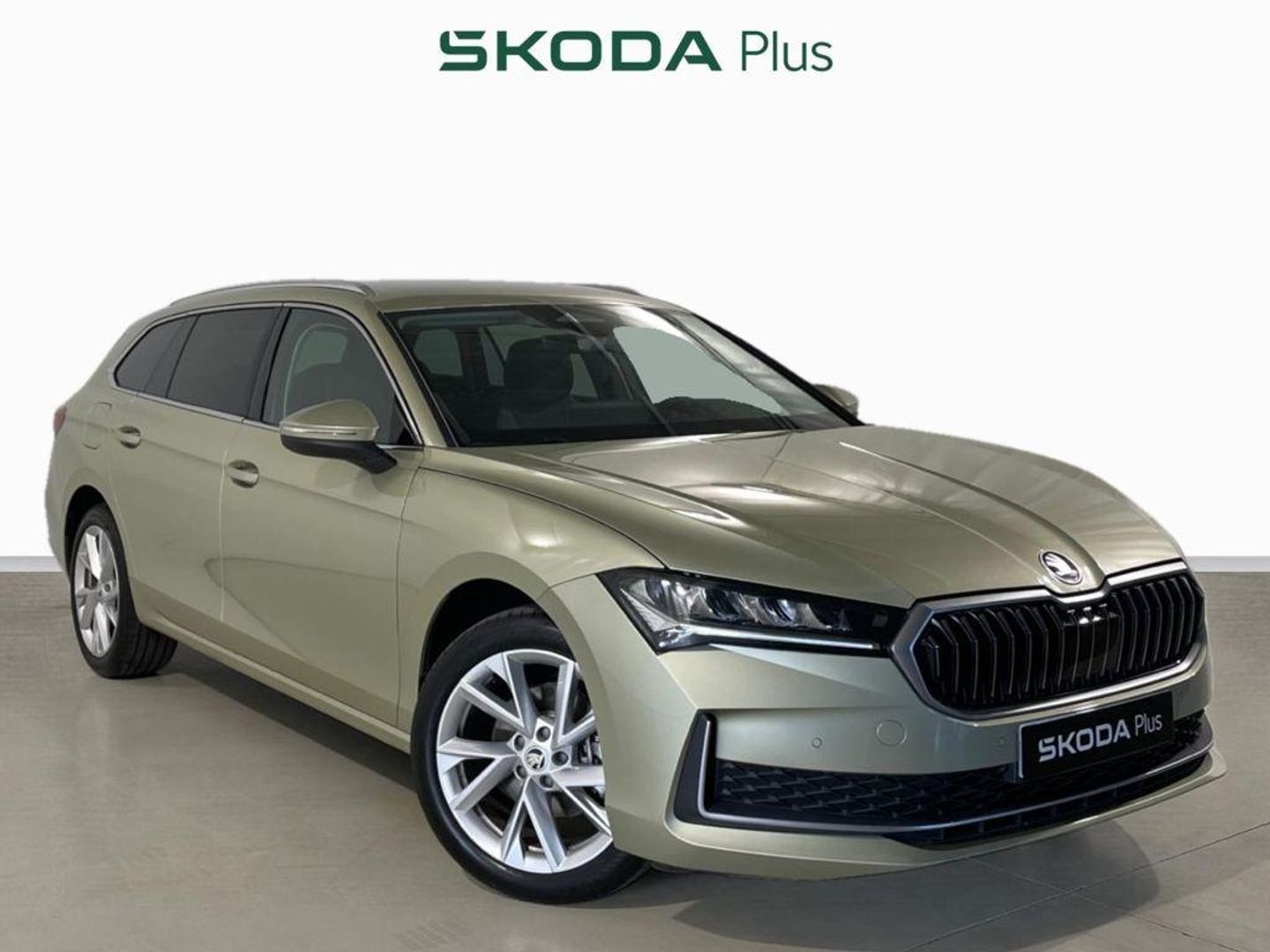 Skoda Superb Combi 1.5 TSI m-HEV Selection Amarillo Familiar