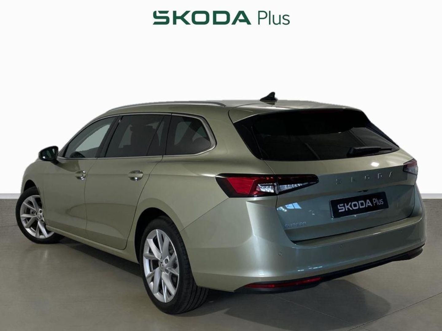 Skoda Superb Combi 1.5 TSI m-HEV Selection