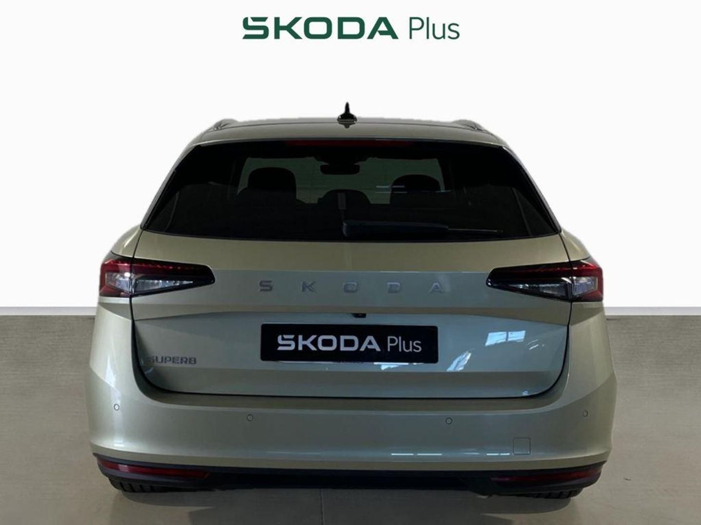 Skoda Superb Combi 1.5 TSI m-HEV Selection