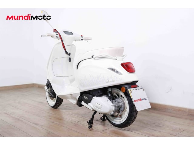 VESPA Spirnter 125 Justin Bieber