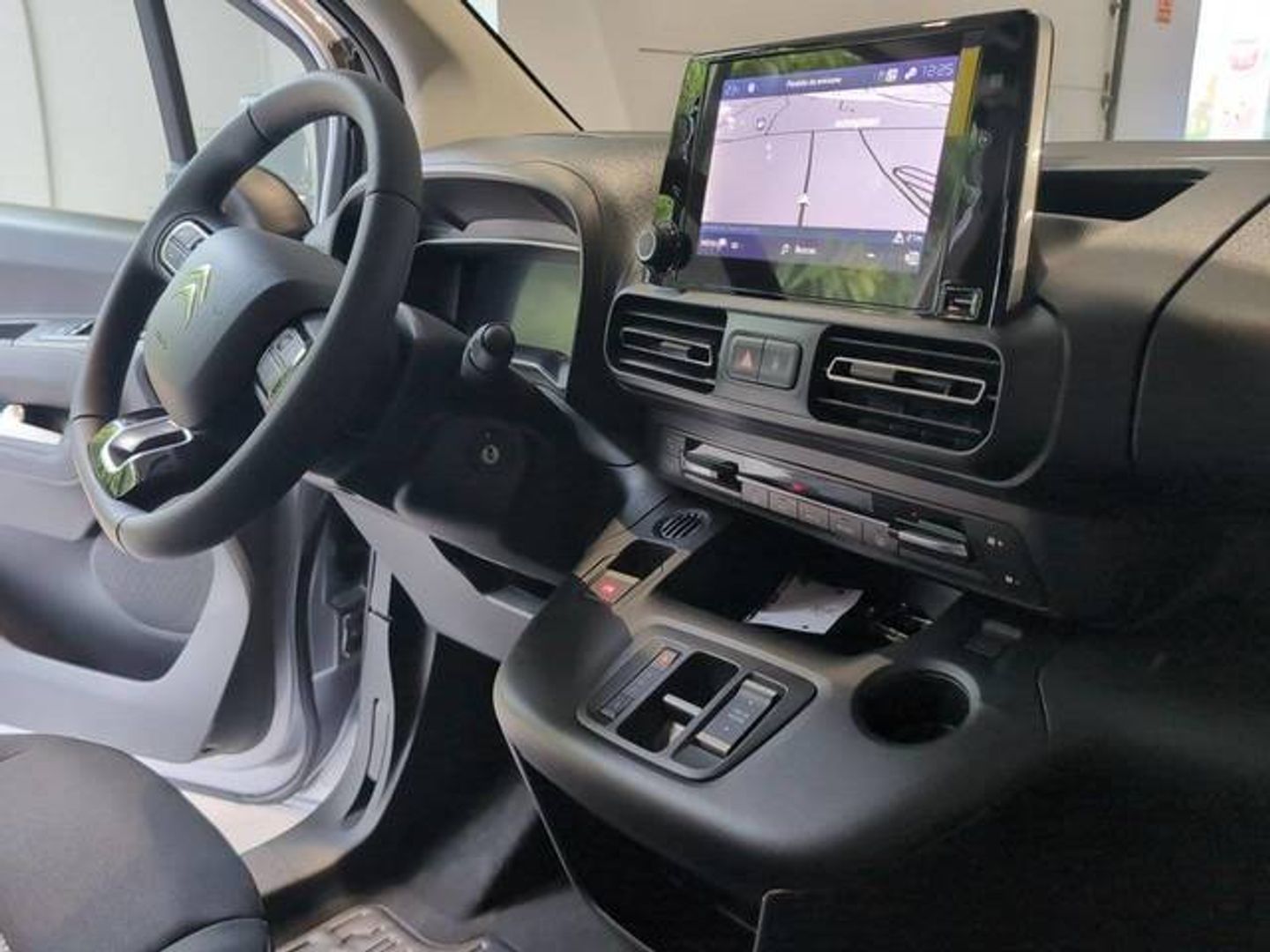 Citroen ë-Berlingo Shine Talla M 50kWh 100 kW (136 CV)