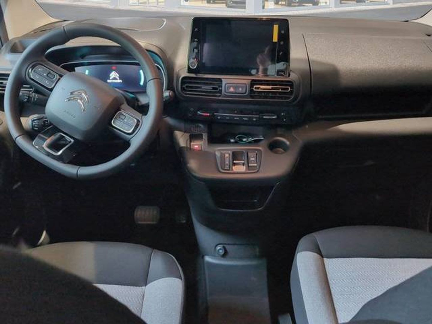 Citroen ë-Berlingo Shine Talla M 50kWh 100 kW (136 CV)