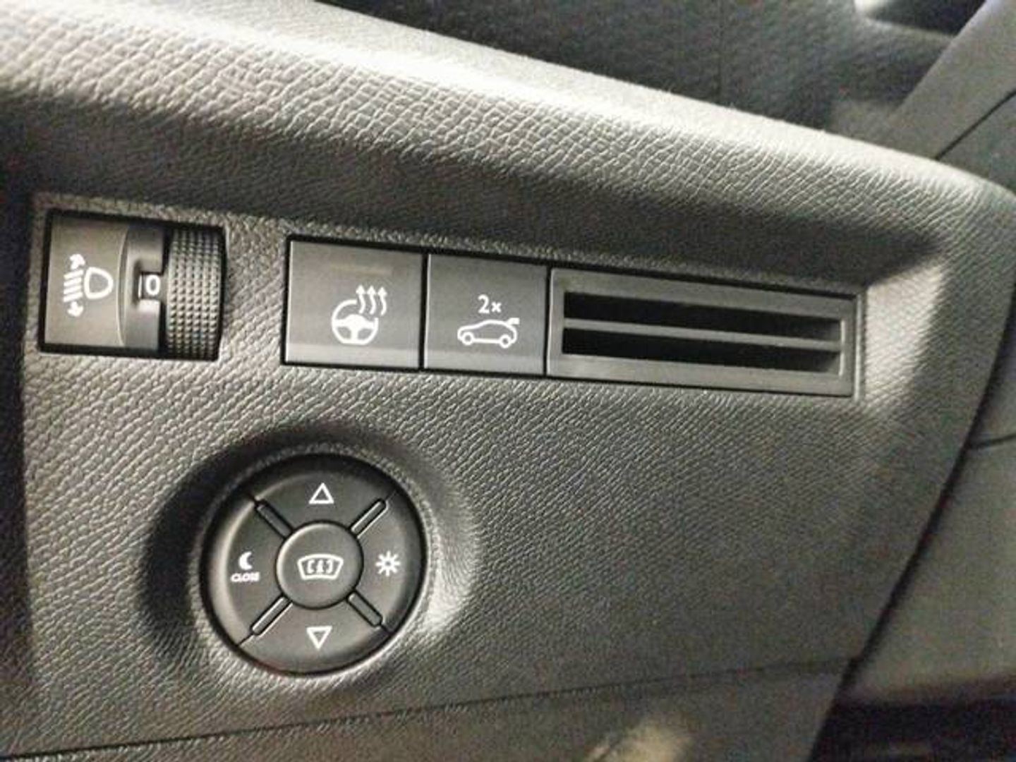Citroen ë-C4 X 50KWh eléctrico Shine 100 kW (136 CV)