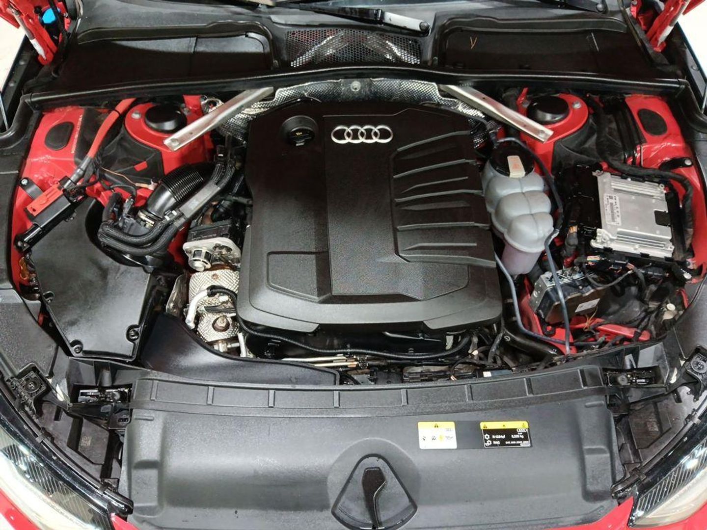 Audi A4 Avant 30 TDI Advanced