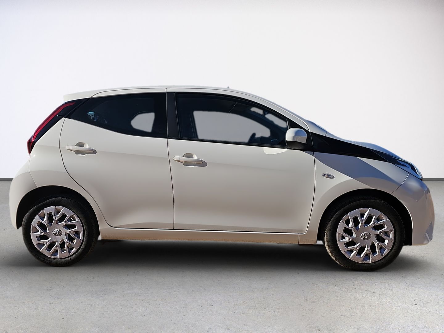 Toyota Aygo 1.0 x-play