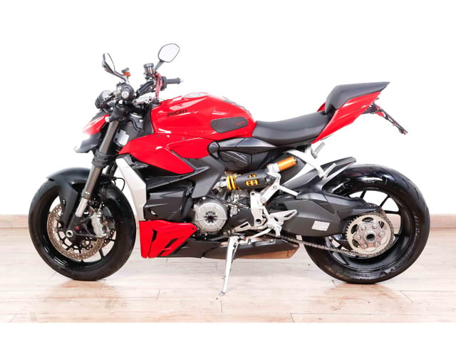 Ducati Streetfighter 1000 V2