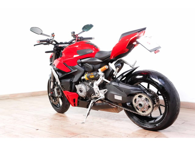 Ducati Streetfighter 1000 V2