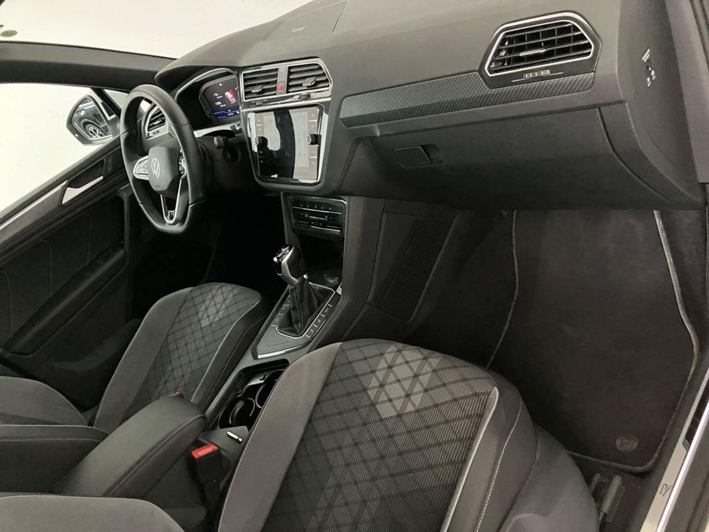 Volkswagen Tiguan 1.5 TSI R-Line