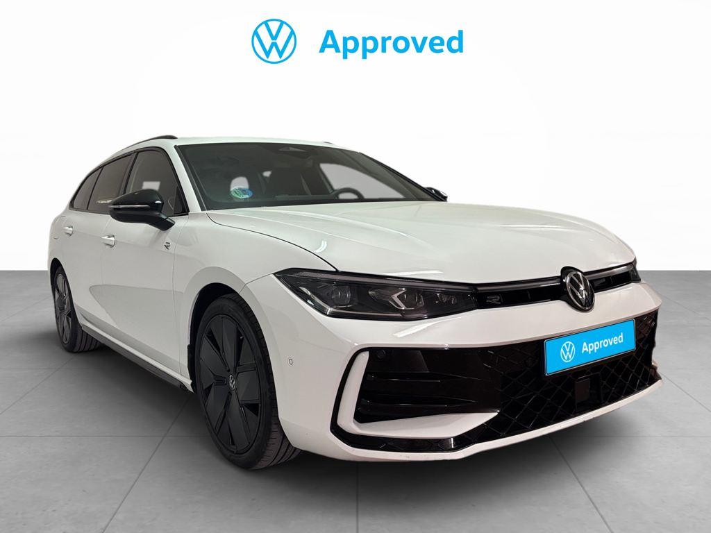 Volkswagen Passat Variant R-Line 1.5 eTSI 110 kW (150 CV) DSG R-Line Blanco Familiar