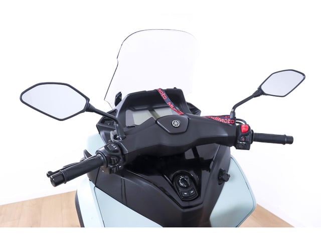 Yamaha Tricity 300