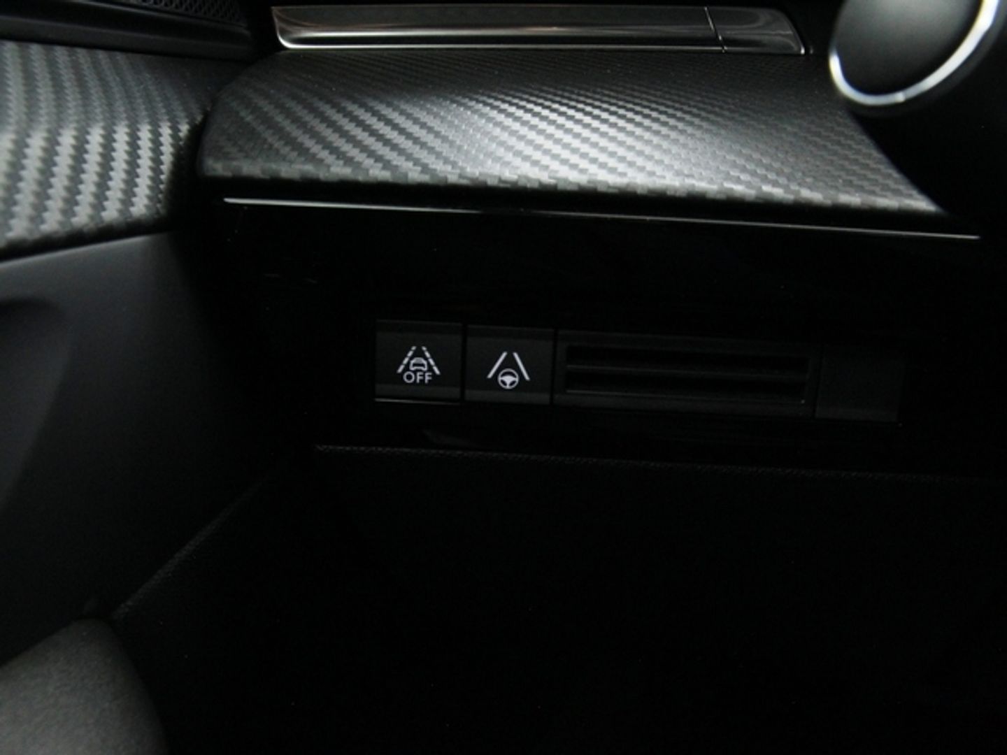 Peugeot 508 SW BlueHDi 130 S&S Allure Pack EAT8 96 kW (130 CV)