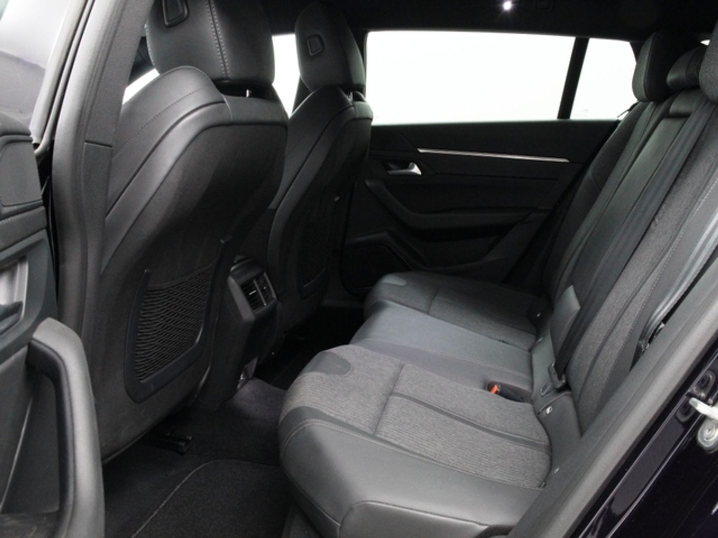 Peugeot 508 SW BlueHDi 130 S&S Allure Pack EAT8 96 kW (130 CV)
